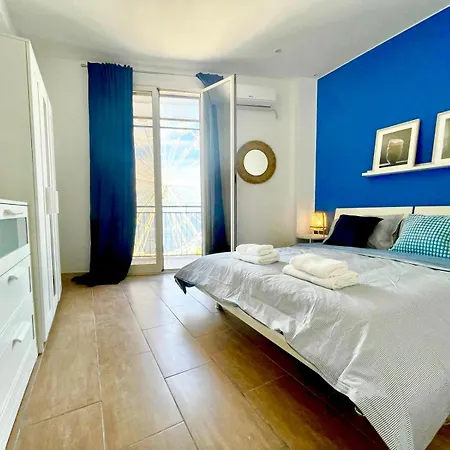 La Riva - Seashore Apartment